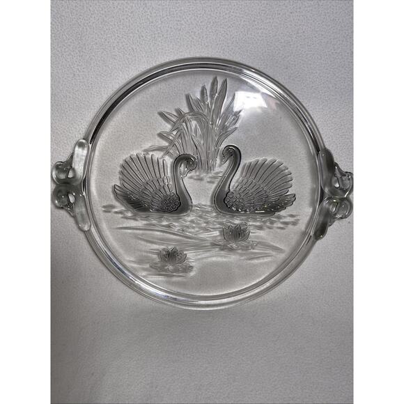 Mikasa Walther Crystal Cake Plate Or Serving Tray Swans Germany W/ Handles Vtg - Picture 1 of 6